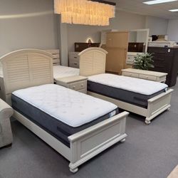 Twin bedroom set (FREE 24H DELIVERY AND SETUP)