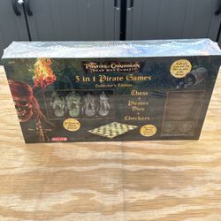 Pirates Of The Caribbean Collectors Edition Chess Set (sealed)