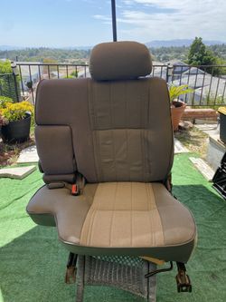 Toyota Tacoma 60/40 Split Bench Seat