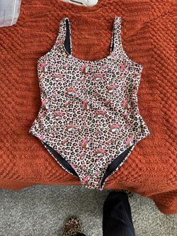 One piece swimwear