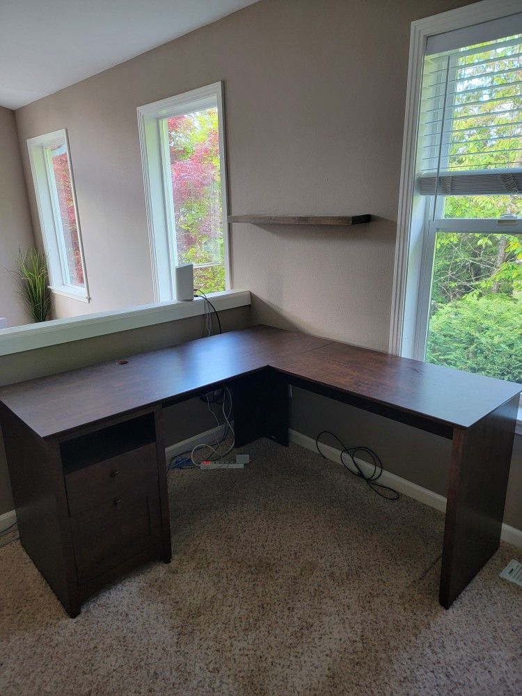 Office Desk