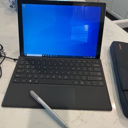 Surface Pro 4 Touchscreen Laptop w/Accessories 