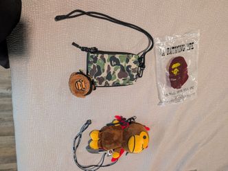 AUTHENTIC A Bathing Ape BAPE Baby Milo “Devil” Crossbody Mobile Bag – NWT