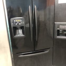 Black French Door Refrigerator 