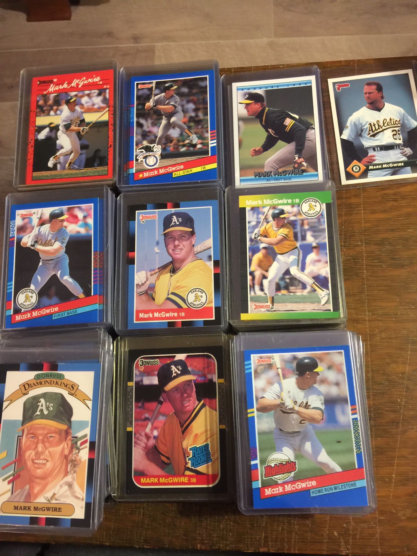 Baseball Cards: Mark McGwire Donruss (Lot)