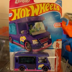 Hot Wheels Barbie Rv