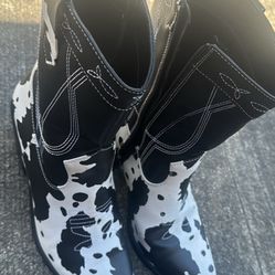 Women Cowgirl Boots Size 10 Women Like New Used Once 