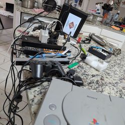 PlayStation 1 +1 controller+ 5 games TESTING AVAILABLE in front of you