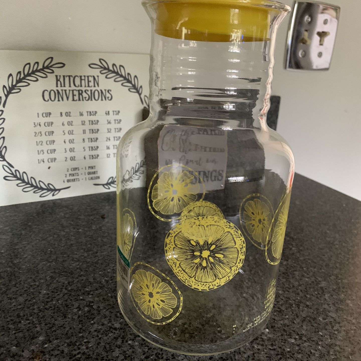 Vintage Pyrex Lemon Juice Carafe With Lid 2 Quart