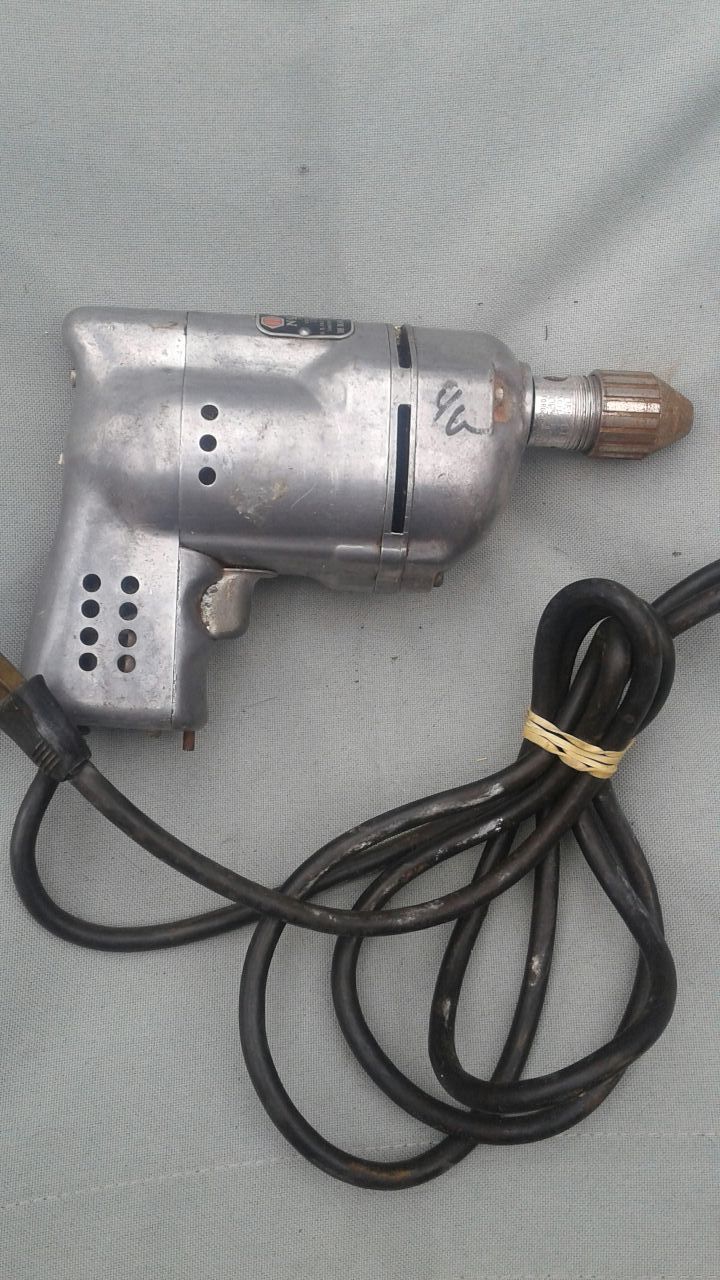 Vintage Black & Decker 1/4 drill works