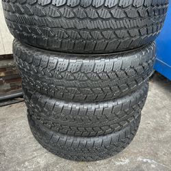 Firestone Destination A/T2 P235/75R17
