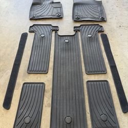 2021 Toyota Sienna OEM rubber floor mats 4th Gen