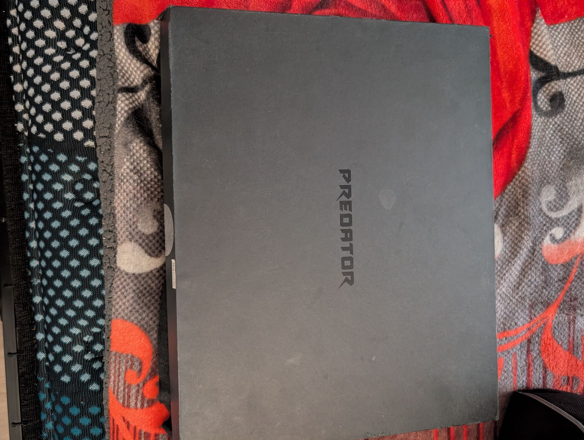 Acer predator Helios 16 i9 13th gen 2.2ghz 32gb of ram 1tb SSD with rtx 4080 12gb powerhouse
