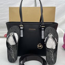 Michael Kors Set NWT flip flops size 9 Michael Kors belt size X-Large  Perfect Mother’s Day gift 🎁  Serious inquiries only  Pick up location in the c