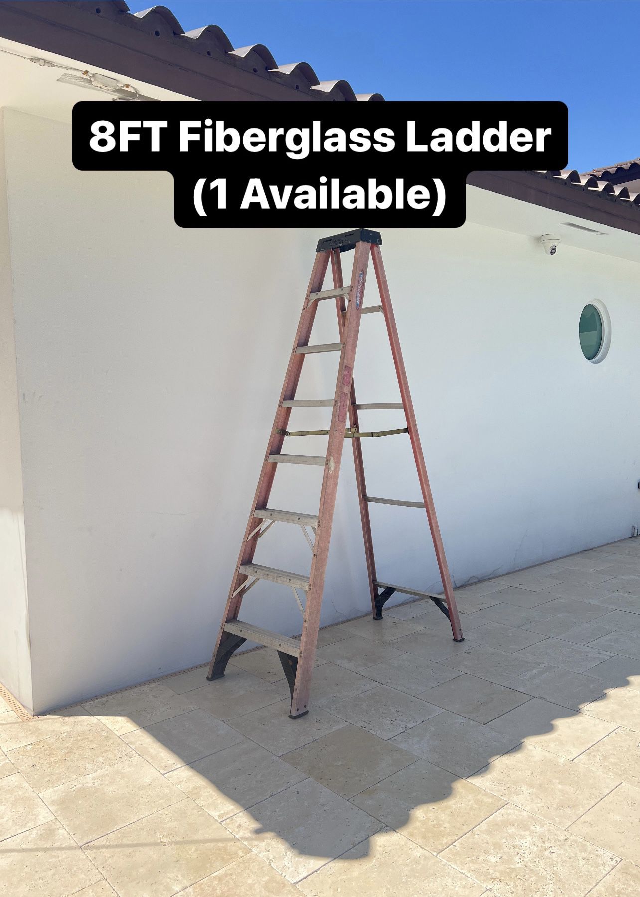 8ft Fiberglass Ladder (1 Available) PickUp Available Today (NEED GONE ASAP)