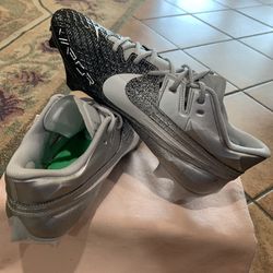 Nike Vapor Edge Elite 360 2 Men's Football Cleats (Size: 12 & 14.5)