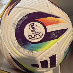 2025 Euro Official Soccer Ball 