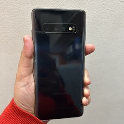 Samsung galaxy s10 128gb with store warranty and receipt 