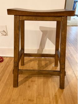 One bar stool