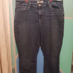 Signature boyfreind Levi Strauss Jeans
