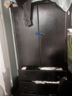 closet dresser