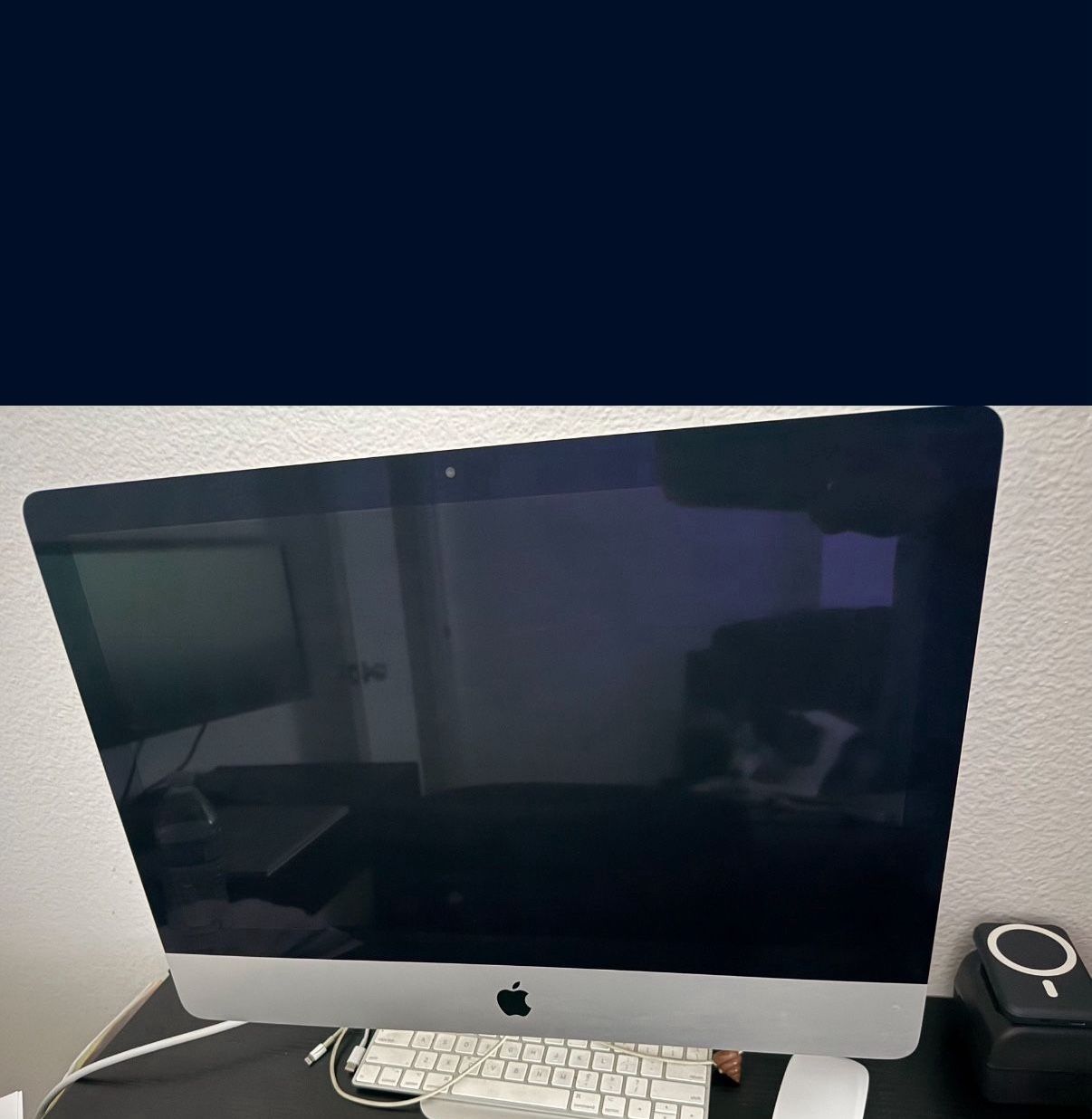 Apple Desktop Computer