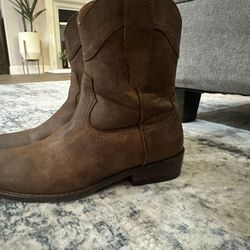Ferro Aldo’s Men’s Western Boots size 9