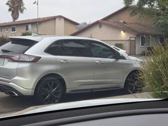 2017 Ford Edge