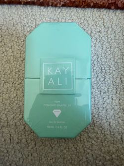 Pistachio Gelato Kayali