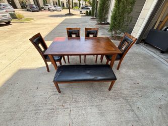 Dining room set