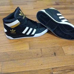 Only been wore 1 time out of 10yr