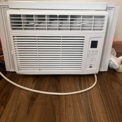 Window Ac Unit 6,000 BTU.  
