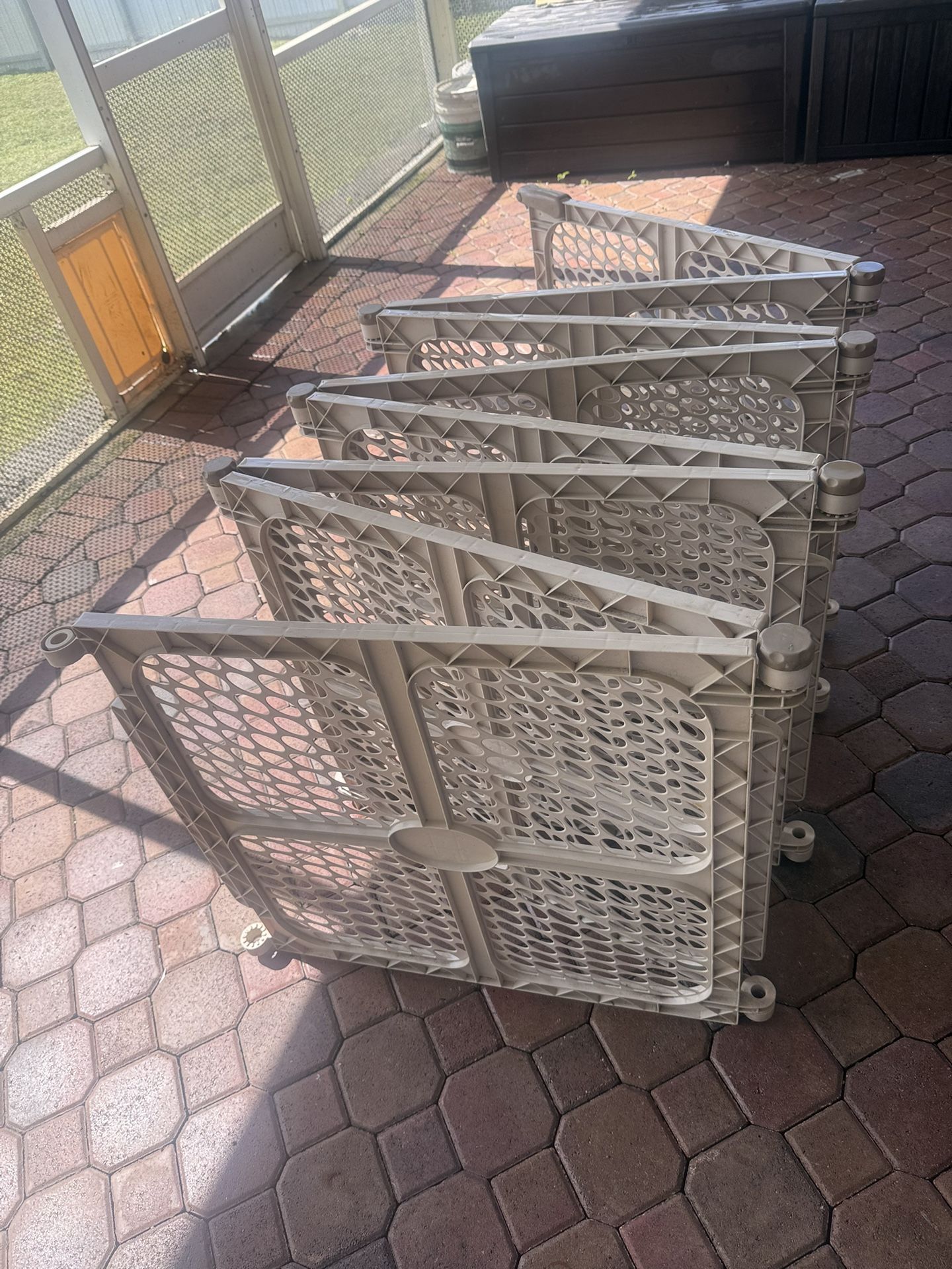 Double Playpen With 8 Sides 