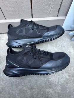 Shoes Reebok Men’s size 11