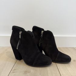 Rag & Bone Margot Suede Ankle Boots — Black, Size 37 (7)