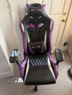 GAMING CHAIR