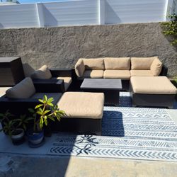 š„ 8 Piece Wicker Outdoor Patio Furniture Set Sectional Sofa Glass Table Storage Rug Cushions
š Overall GREAT Condition
Original Price: Approximat