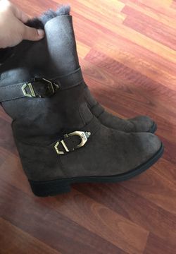 Ugg size 10