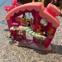 Mini Mouse House And Pieces 