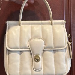 COACH Turnlock Quilted Willis