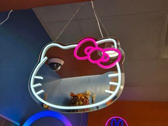 Espejo De Kitty  Lámpara 