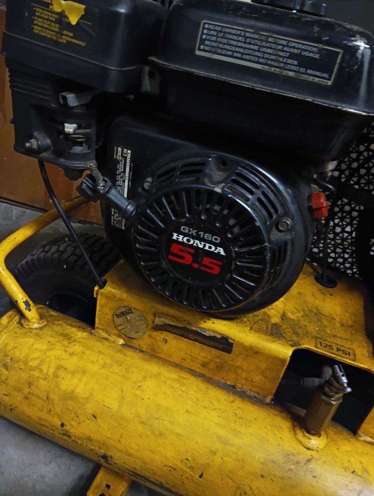 DeWalt Compressor