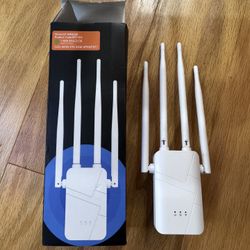 CF-WR304S Wireless Repeater Wide Application Strong Signal with Four Antennas 2