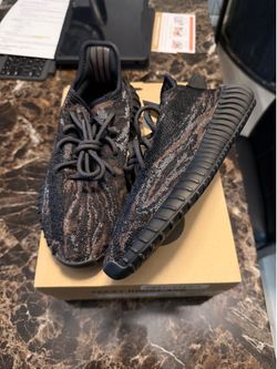 Yeezy 350 v2 MX ROCK