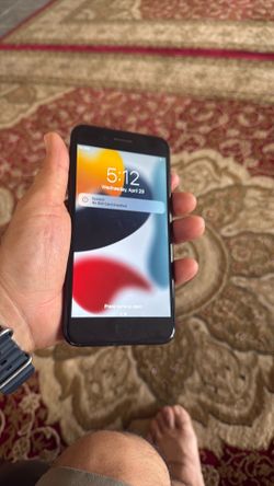 iPhone 7 Plus unlock for any company takes SIM card memory 128GB in excellent condition like new no problem