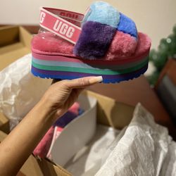 Brand New UGG Disco Checker Slide Size 6 Women’s