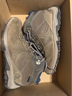 Timberland hiking boots size women’s 8