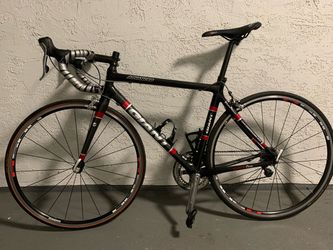 Giant Advanced Carbon Road Bike