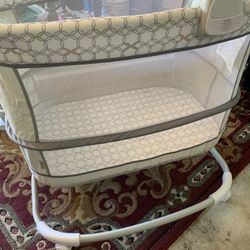 Bassinet 