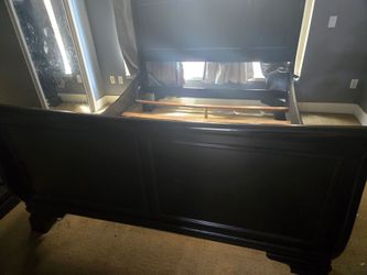 Cal king bedframe